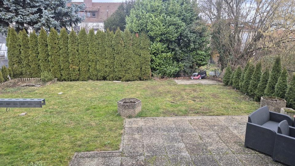 Doppelhaushälfte Pforzheim Nordstadt - 6 Zimmer, 180 m&sup2;, 490.000&euro; | Angebot:25452966