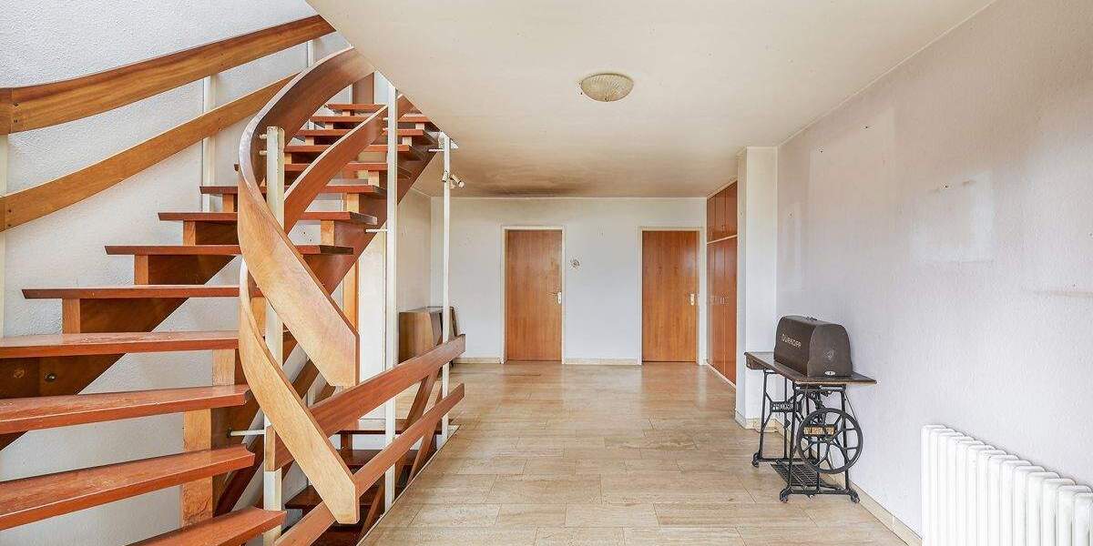 Einfamilienhaus Karlsruhe / Grünwettersbach Grünwettersbach - 7 Zimmer, 286 m&sup2;, 439.000&euro; | Angebot:25769169