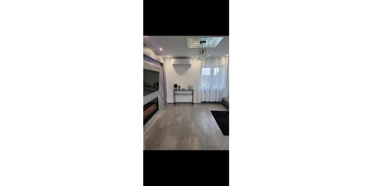 Dachgeschoßwohnung Oberderdingen - 4 Zimmer, 105 m&sup2;, 1.150&euro; | Angebot:26238384