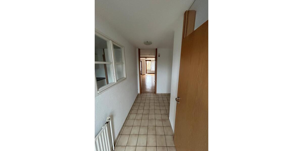 Reihenhaus Ditzingen - 5.5 Zimmer, 120 m&sup2;, 1.800&euro; | Angebot:25646253