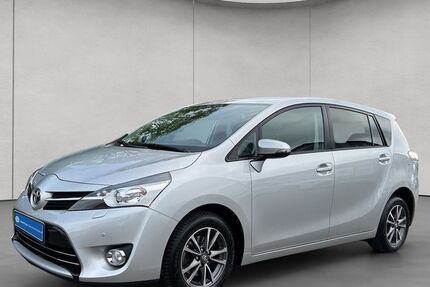 Toyota Verso 36.751 km 15.980 &euro; Pforzheim 75179