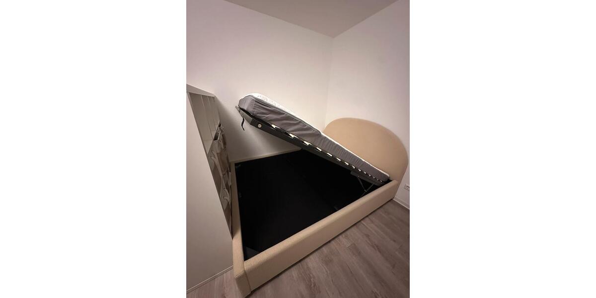 Etagenwohnung Pforzheim Weststadt - 1 Zimmer, 33 m&sup2;, 450&euro; | Angebot:26228305
