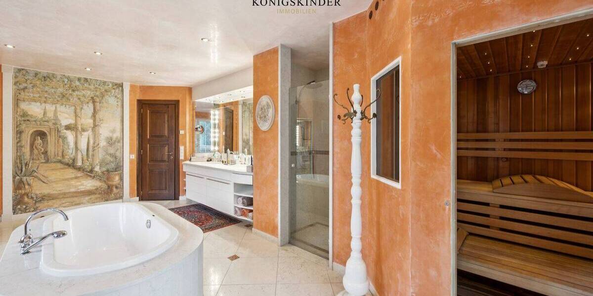 Mehrfamilienhaus, Wohnhaus Pforzheim Südweststadt - 6 Zimmer, 302 m&sup2;, 1.250.000&euro; | Angebot:26512811