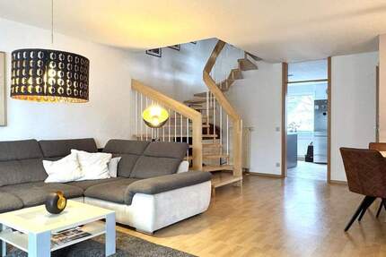 Haus Leonberg Warmbronn - 4 Zimmer, 95 m&sup2;, 1.075&euro; | Angebot:25360926