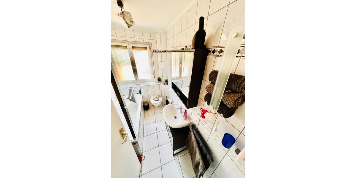 3-Zimmer Wohnung in Pforzheim-Eutingen mit Terrasse und EBK 3 zimmer