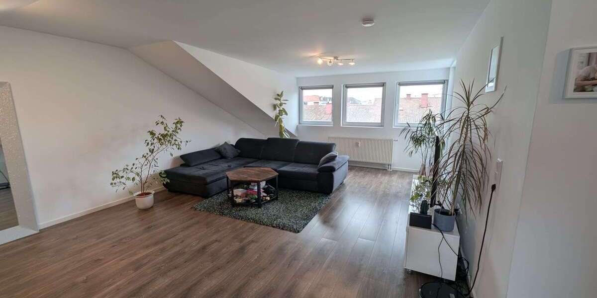 Etagenwohnung Pforzheim Nordstadt - 2 Zimmer, 65 m&sup2;, 679&euro; | Angebot:27177534