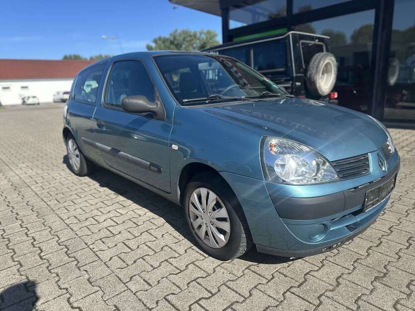 Renault Clio 165.000 km 850 € Kraichtal 76703