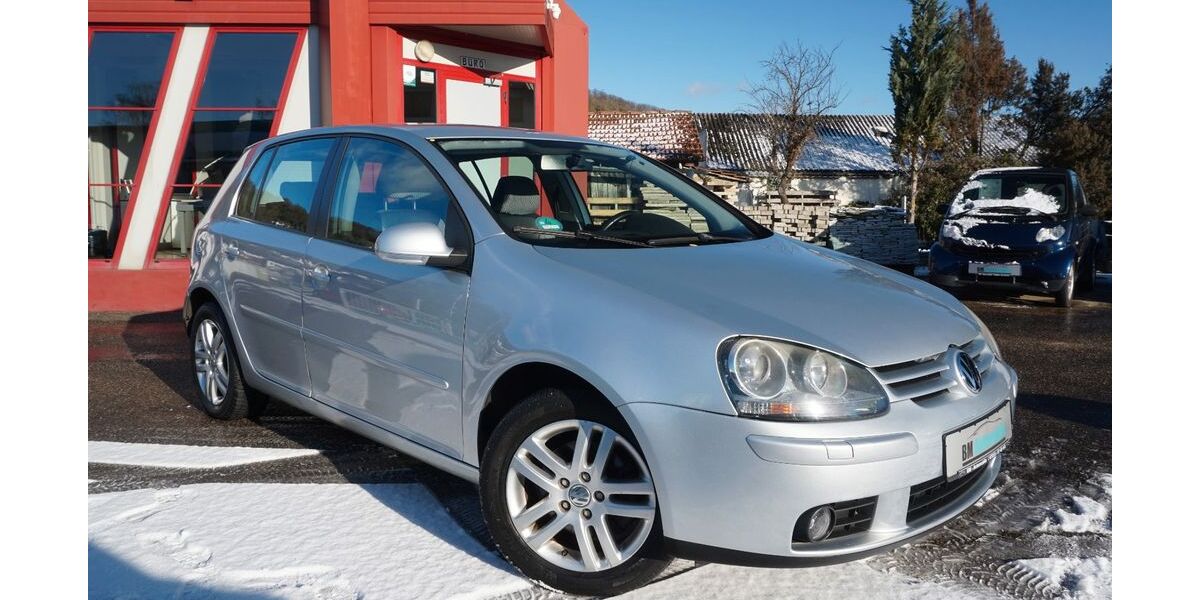 VW Golf 209.000 km 4.750 &euro; Niefern-Öschelbronn 75223