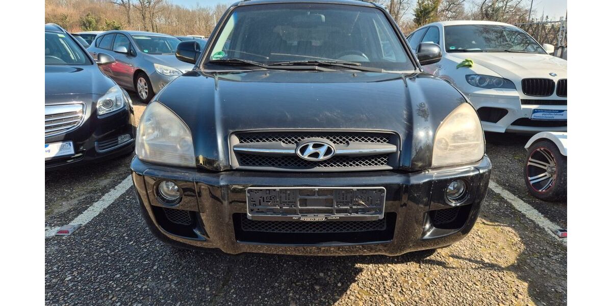 Hyundai TUCSON 181.066 km 2.300 &euro; Karlsruhe 76137