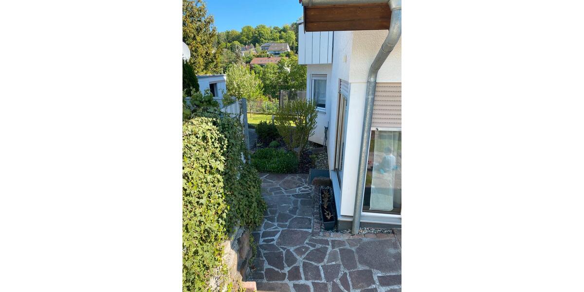 Doppelhaushälfte Calw - 6 Zimmer, 140 m&sup2;, 530.000&euro; | Angebot:26512381