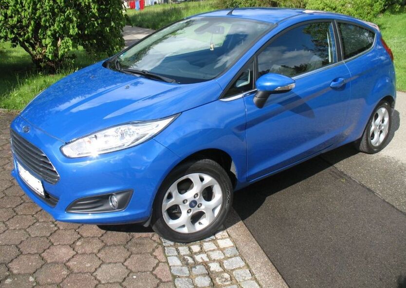 Ford Fiesta 92.600 km 6.900 € Neuweiler 75389