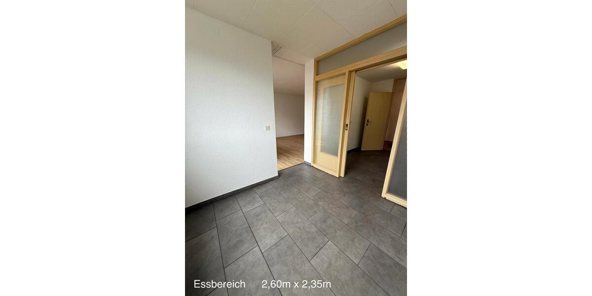 Etagenwohnung Pforzheim Eutingen - 3.5 Zimmer, 88 m&sup2;, 950&euro; | Angebot:25658013