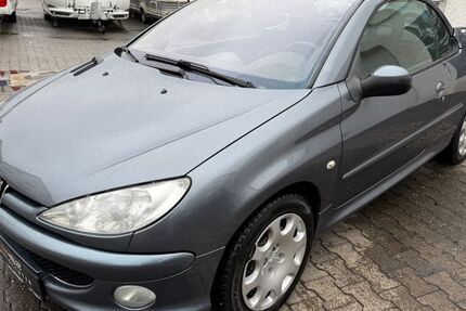 Peugeot 206 193.000 km 2.280 &euro; Gaggenau 76571