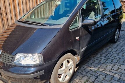 Seat Alhambra 249.900 km 1.050 € Bad Wildbad 75323