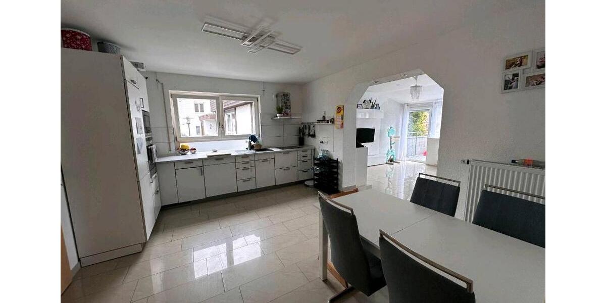 Erdgeschoßwohnung Maulbronn - 3.5 Zimmer, 92 m&sup2;, 1.050&euro; | Angebot:26525468