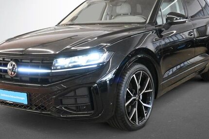 VW Touareg 34.600 km 59.750 &euro; Karlsruhe 76131