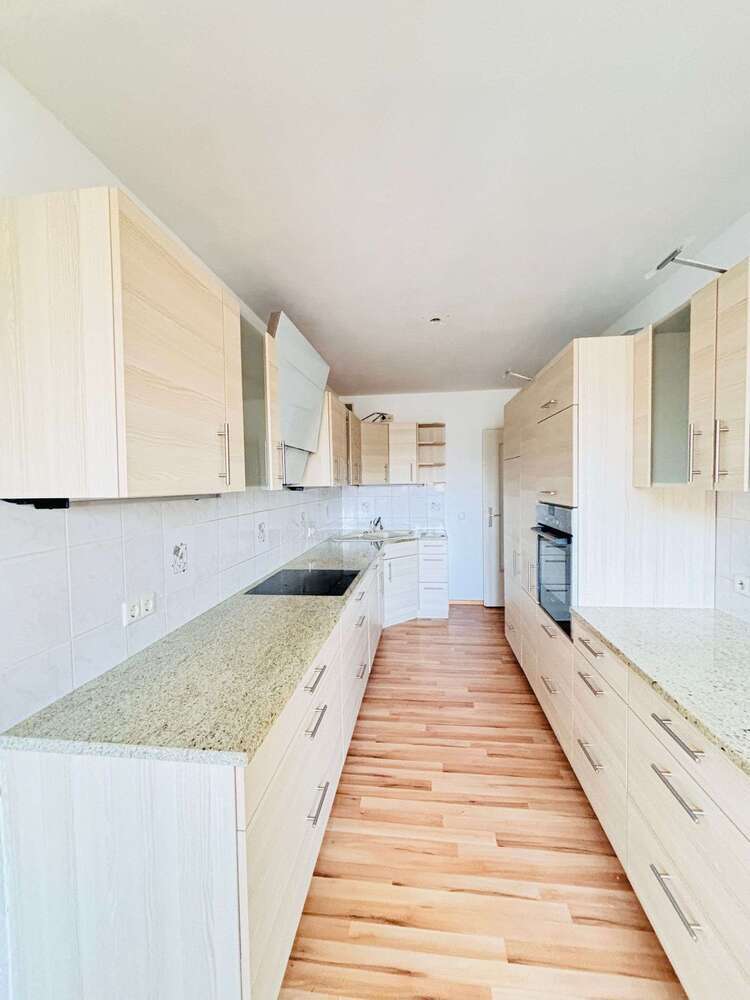 Wohnung zum Mieten in Pforzheim 1.000 € 92.52 m²