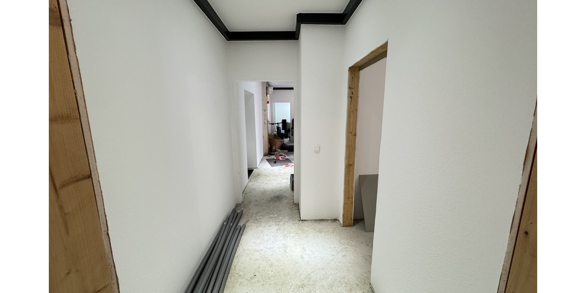 Teilsaniertes 3-Familienhaus in Pforzheim-Würm 14 zimmer