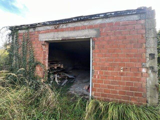 Vom sanierungsbedürftigen Bestand zum Neubau ! Genehmigter Bauantrag zur Erweiterung und zum Neubau eines Wohnhauses... 2 zimmer