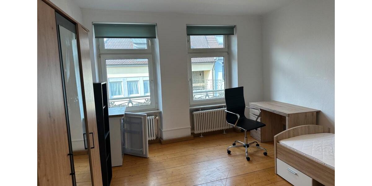 Etagenwohnung Karlsruhe Durlach - 22 Zimmer, 80 m&sup2;, 560&euro; | Angebot:25225395