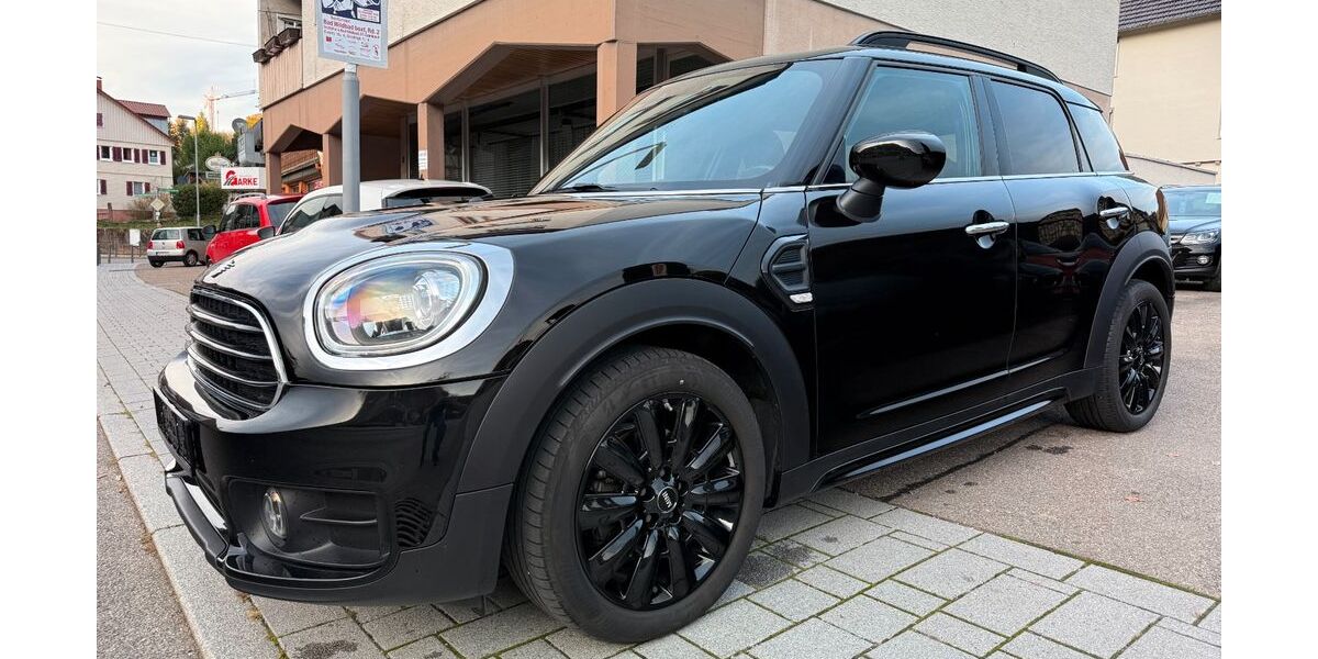 Mini Countryman D (Cooper) 111.506 km 17.499 &euro; Bad Wildbad 75323