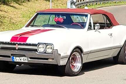 Oldsmobile Cutlass