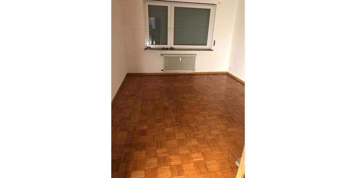 Erdgeschoßwohnung Ditzingen - 4 Zimmer, 85 m&sup2;, 299.999&euro; | Angebot:27166101