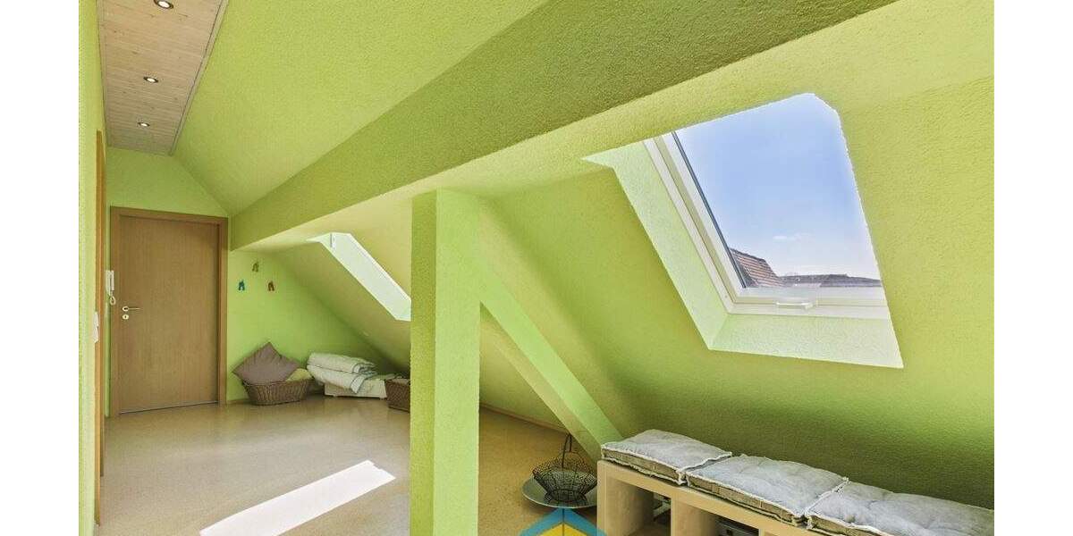 Doppelhaushälfte Stutensee Spöck - 9 Zimmer, 274 m&sup2;, 719.000&euro; | Angebot:25678581