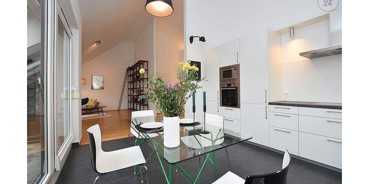 Hochwertig möblierte Wohnung mit TG und Loggia in Ditzingen 2 zimmer