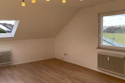 Wohnung Sternenfels - 3 Zimmer, 69 m&sup2;, 780&euro; | Angebot:24981210