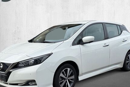 Nissan Leaf 46.981 km 15.390 € Gerlingen 70839