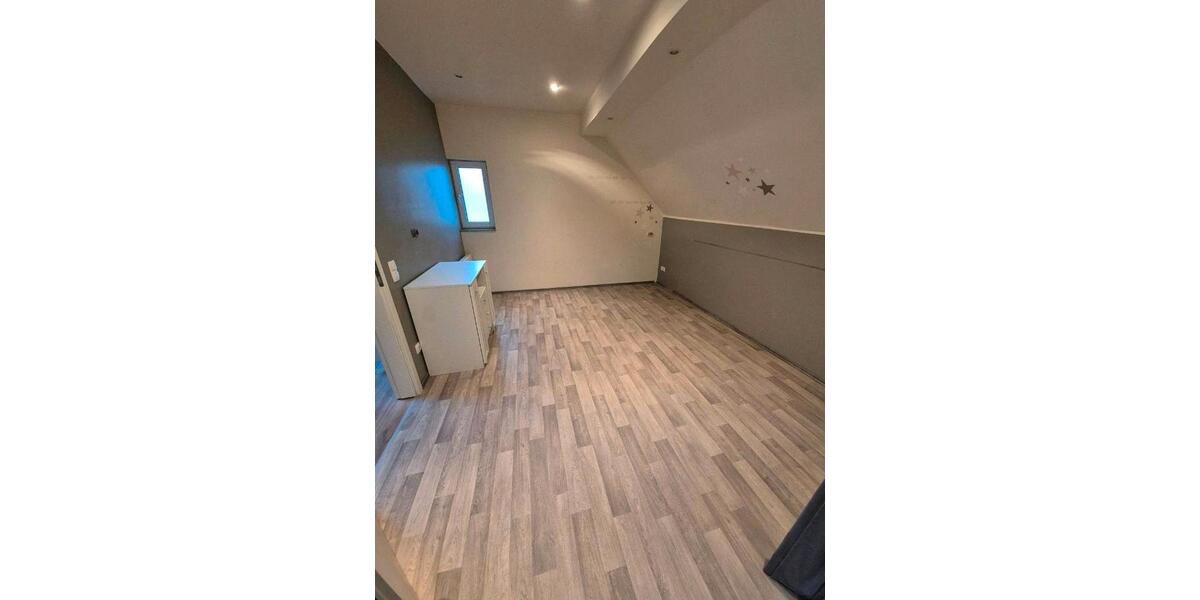 Einfamilienhaus Kämpfelbach - 8 Zimmer, 186 m&sup2;, 539.000&euro; | Angebot:24819833