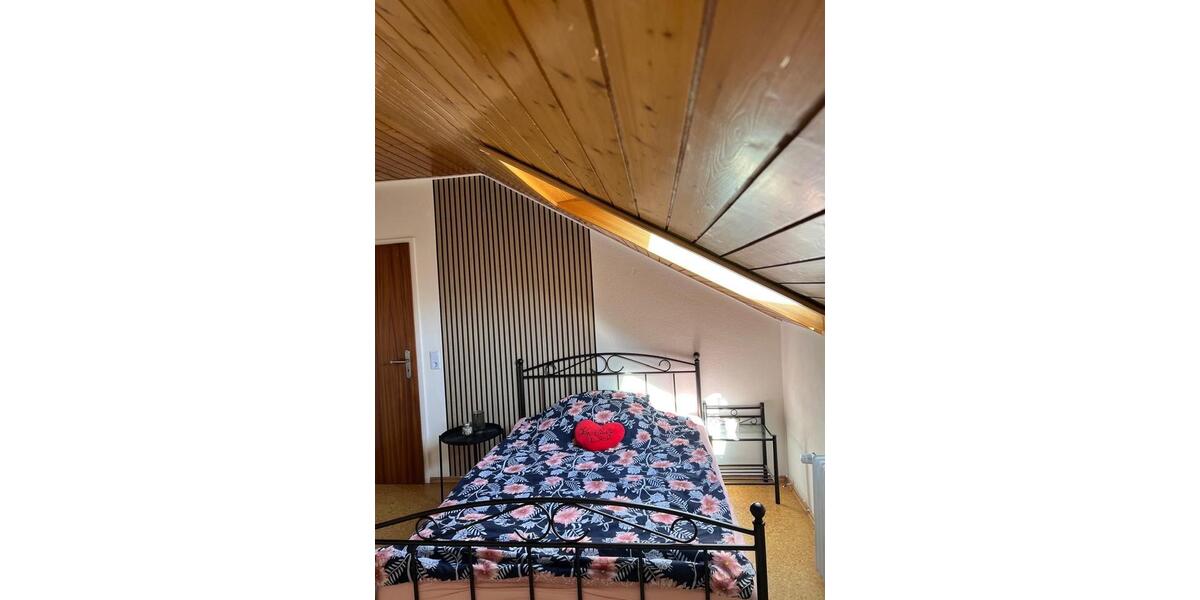 Etagenwohnung Vaihingen an der Enz - 3 Zimmer, 74 m&sup2;, 1.500&euro; | Angebot:26448400