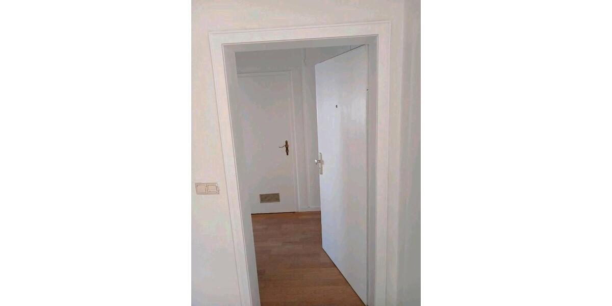 Etagenwohnung Pforzheim Nordstadt - 2 Zimmer, 74 m&sup2;, 700&euro; | Angebot:26059742