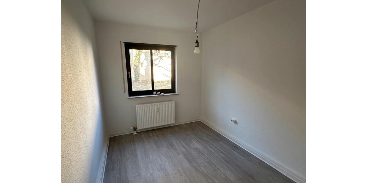Erdgeschoßwohnung Karlsruhe Südstadt - 3 Zimmer, 77 m&sup2;, 813&euro; | Angebot:25720478
