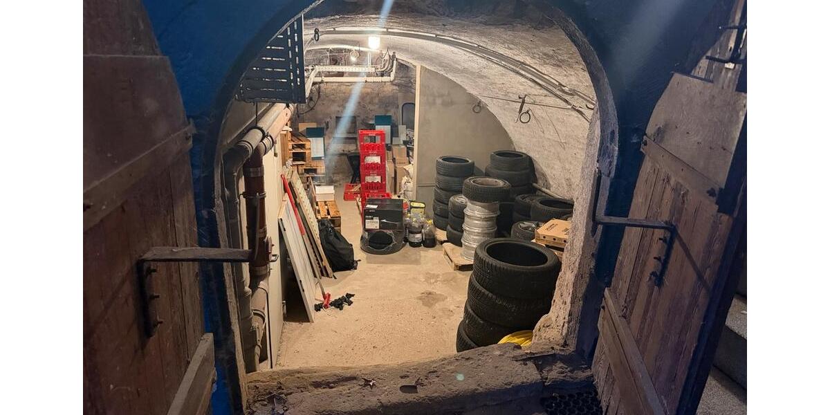 Imbiss zu vermieten – Neulingen – 400 € mtl. zimmer