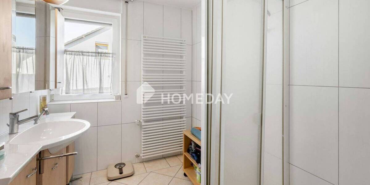 Einfamilienhaus Calw Heumaden - 7 Zimmer, 140 m&sup2;, 585.000&euro; | Angebot:26487183
