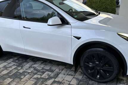 Tesla Model Y 42.000 km 32.000 &euro; Ötisheim 75443