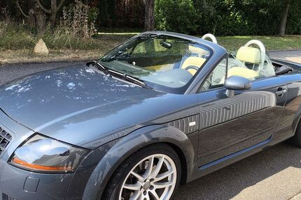 Audi TT 110.800 km 9.900 € Kämpfelbach 75236