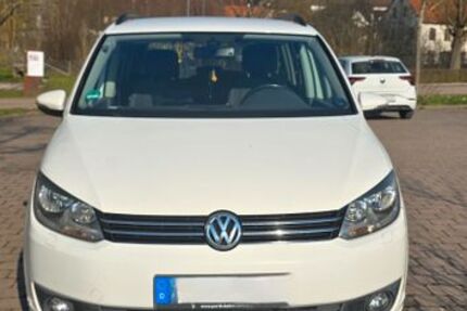 VW Touran 297.000 km 4.500 &euro; Pforzheim 75173