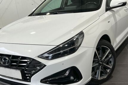 Hyundai i30 143.000 km 13.495 &euro; Bretten 75015