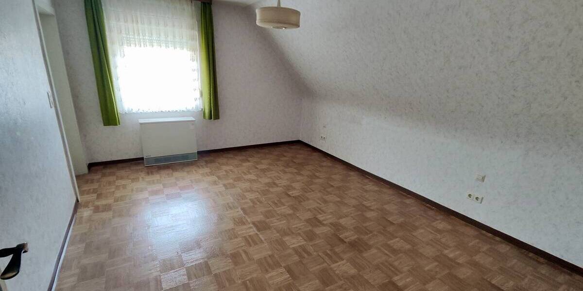 Doppelhaushälfte Walzbachtal Wössingen - 7 Zimmer, 131 m&sup2;, 368.000&euro; | Angebot:26325708