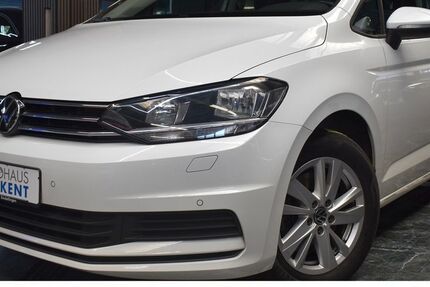 VW Touran 156.600 km 19.980 &euro; Sindelfingen-Darmsheim 71069