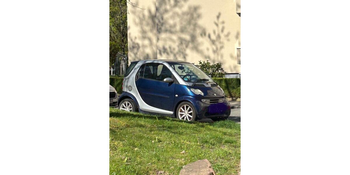 Smart ForTwo 147.157 km 3.500 &euro; Pforzheim 75181