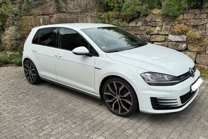 VW Golf 165.900 km 13.900 &euro; Zaberfeld 74374