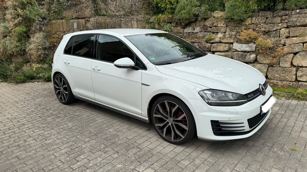 VW Golf 165.900 km 13.900 &euro; Zaberfeld 74374