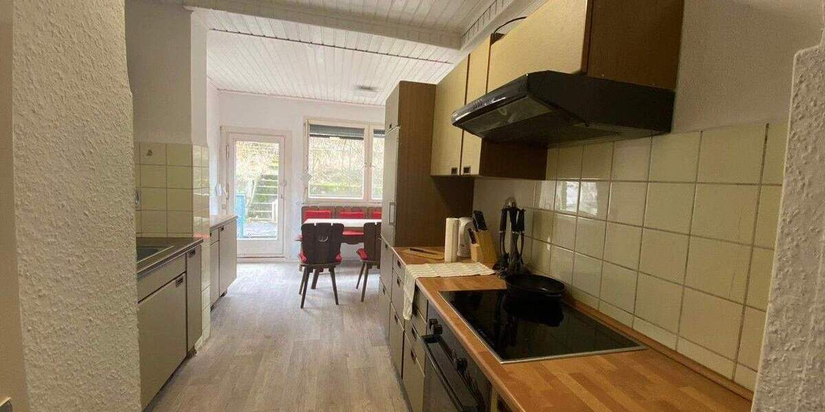 Mehrfamilienhaus, Wohnhaus Pforzheim Brötzingen - 8 Zimmer, 150 m&sup2;, 214.000&euro; | Angebot:25837541