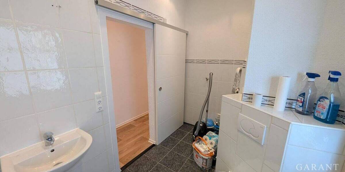 Etagenwohnung Pforzheim Brötzingen - 3 Zimmer, 81 m&sup2;, 185.000&euro; | Angebot:26207458