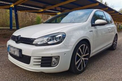 VW Golf 210.000 km 8.799 &euro; Karlsruhe 76185