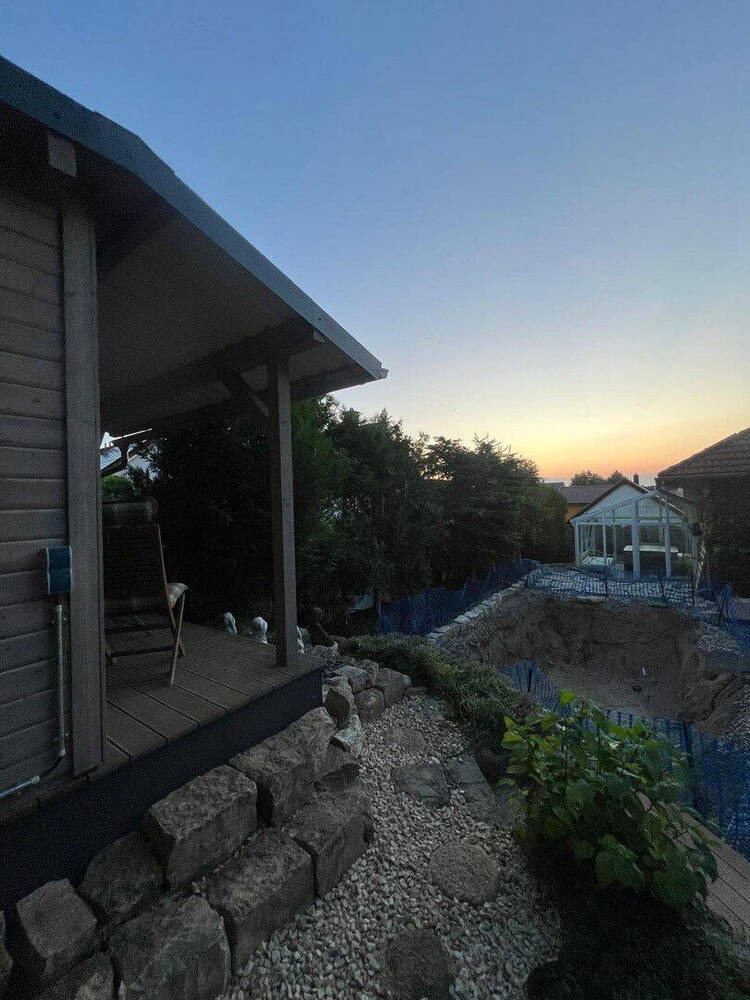 Mediterranes Einfamilienhaus in ruhiger Lage. Provisionsfrei, da Privatverkauf !!!